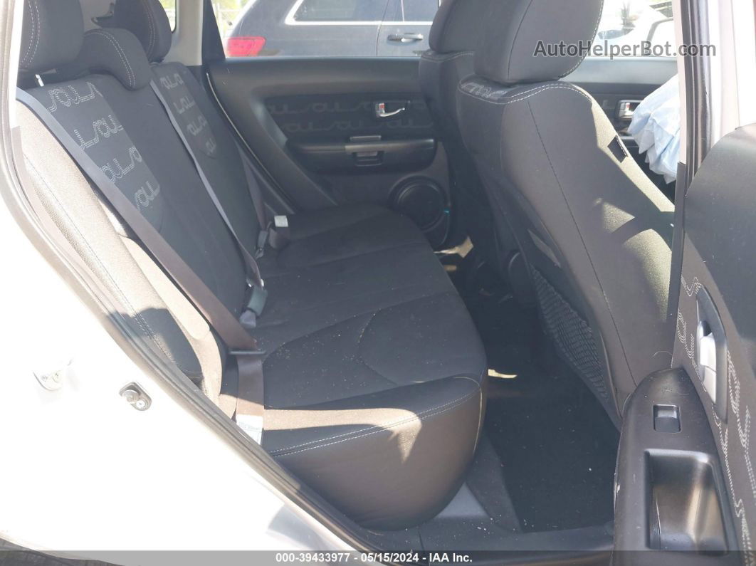 2012 Kia Soul + Silver vin: KNDJT2A61C7473489