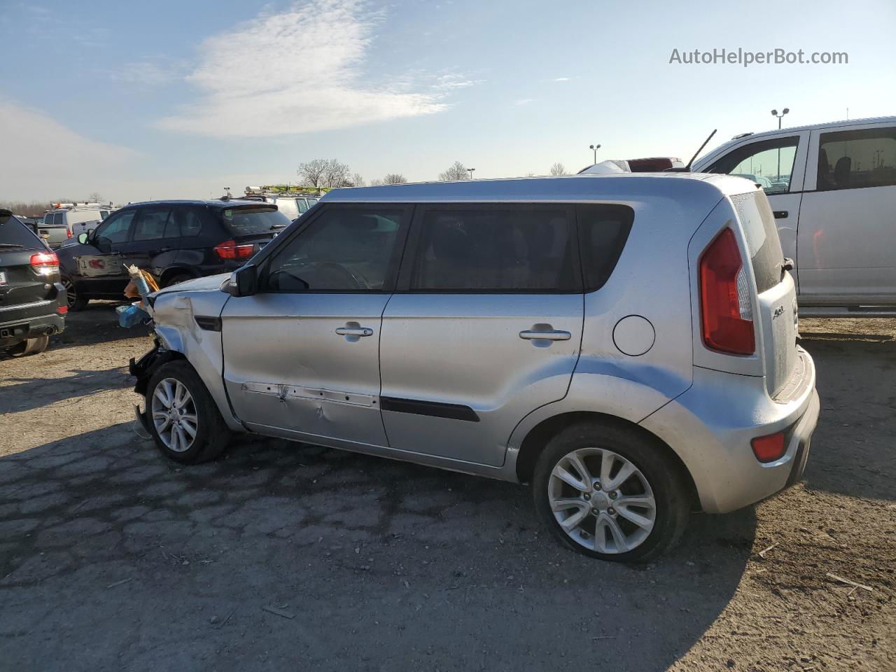 2013 Kia Soul + Gray vin: KNDJT2A61D7504564