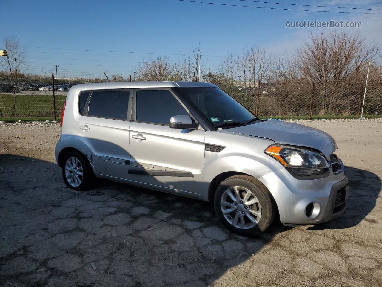 2013 Kia Soul + Gray vin: KNDJT2A61D7504564