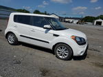 2013 Kia Soul + White vin: KNDJT2A61D7577580