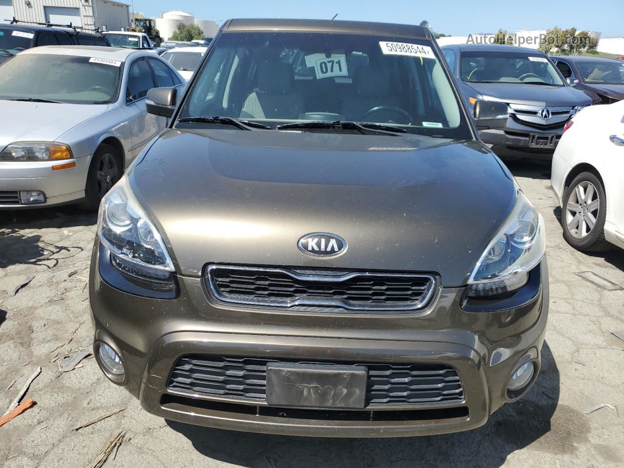 2013 Kia Soul + Green vin: KNDJT2A61D7582715