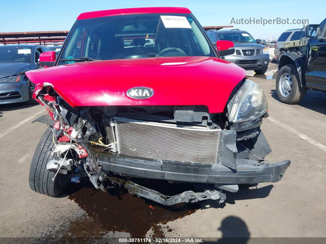 2013 Kia Soul + Red vin: KNDJT2A61D7594069