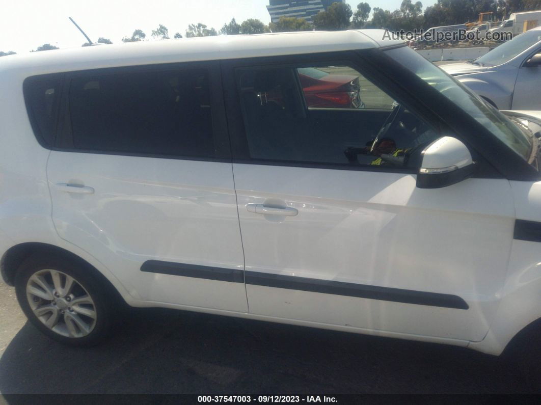 2012 Kia Soul + White vin: KNDJT2A62C7353233