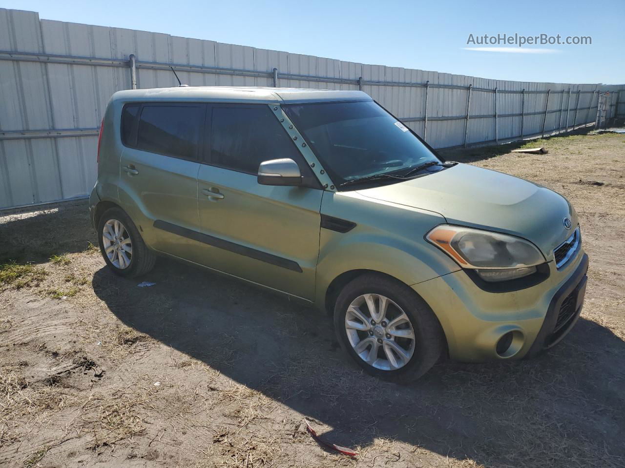 2012 Kia Soul + Зеленый vin: KNDJT2A62C7360960