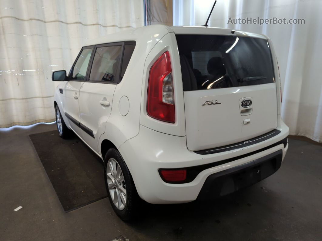 2012 Kia Soul +/!/sport vin: KNDJT2A62C7382036