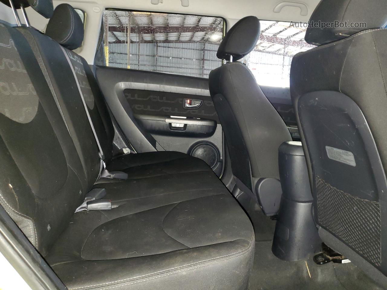 2012 Kia Soul + Green vin: KNDJT2A62C7405587