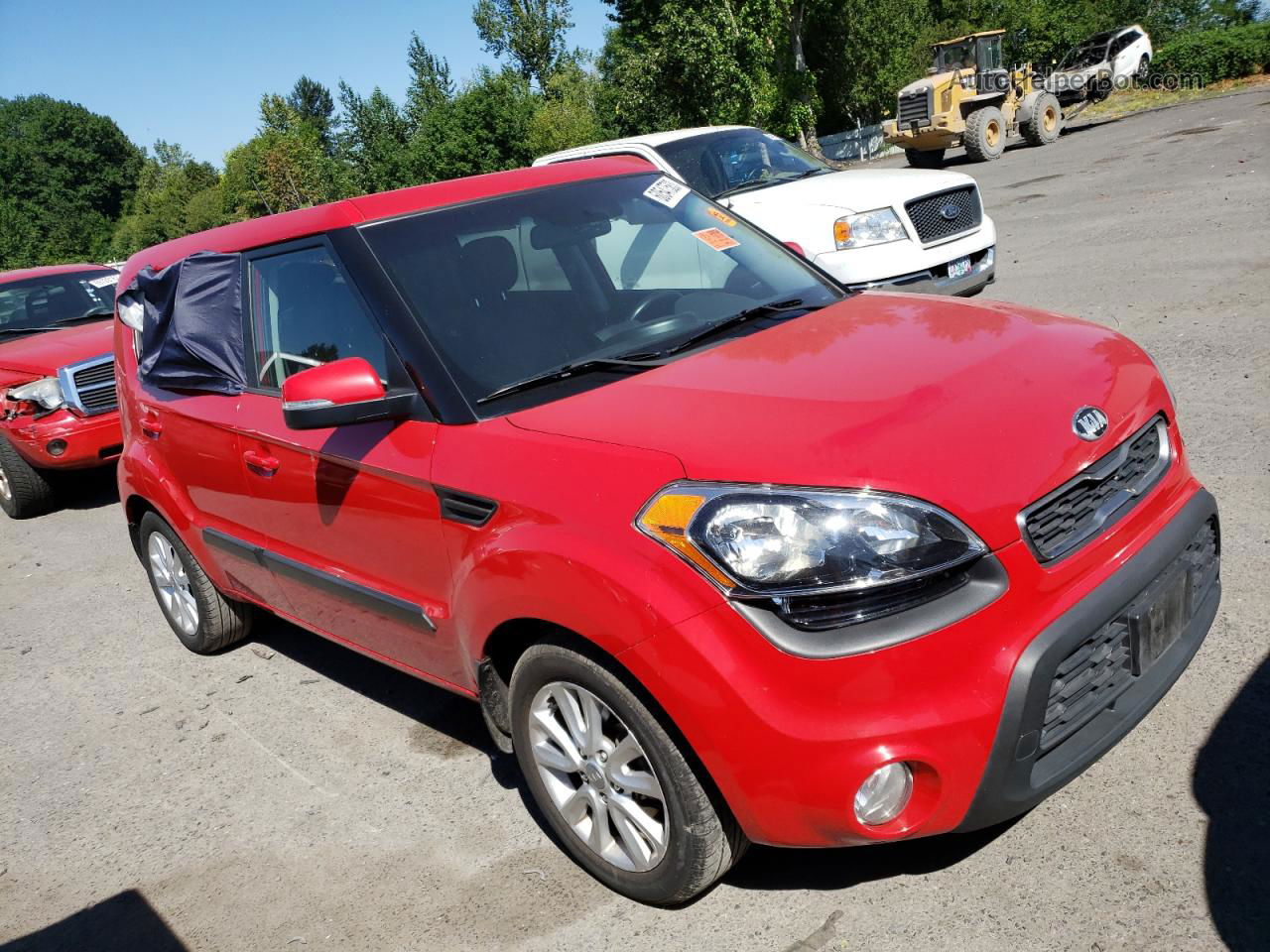 2013 Kia Soul + Red vin: KNDJT2A62D7528484