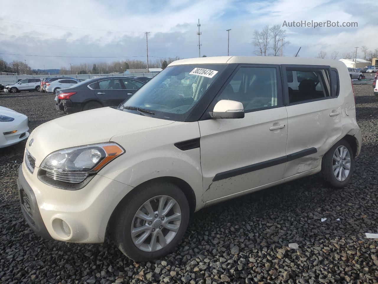 2013 Kia Soul + Beige vin: KNDJT2A62D7529151