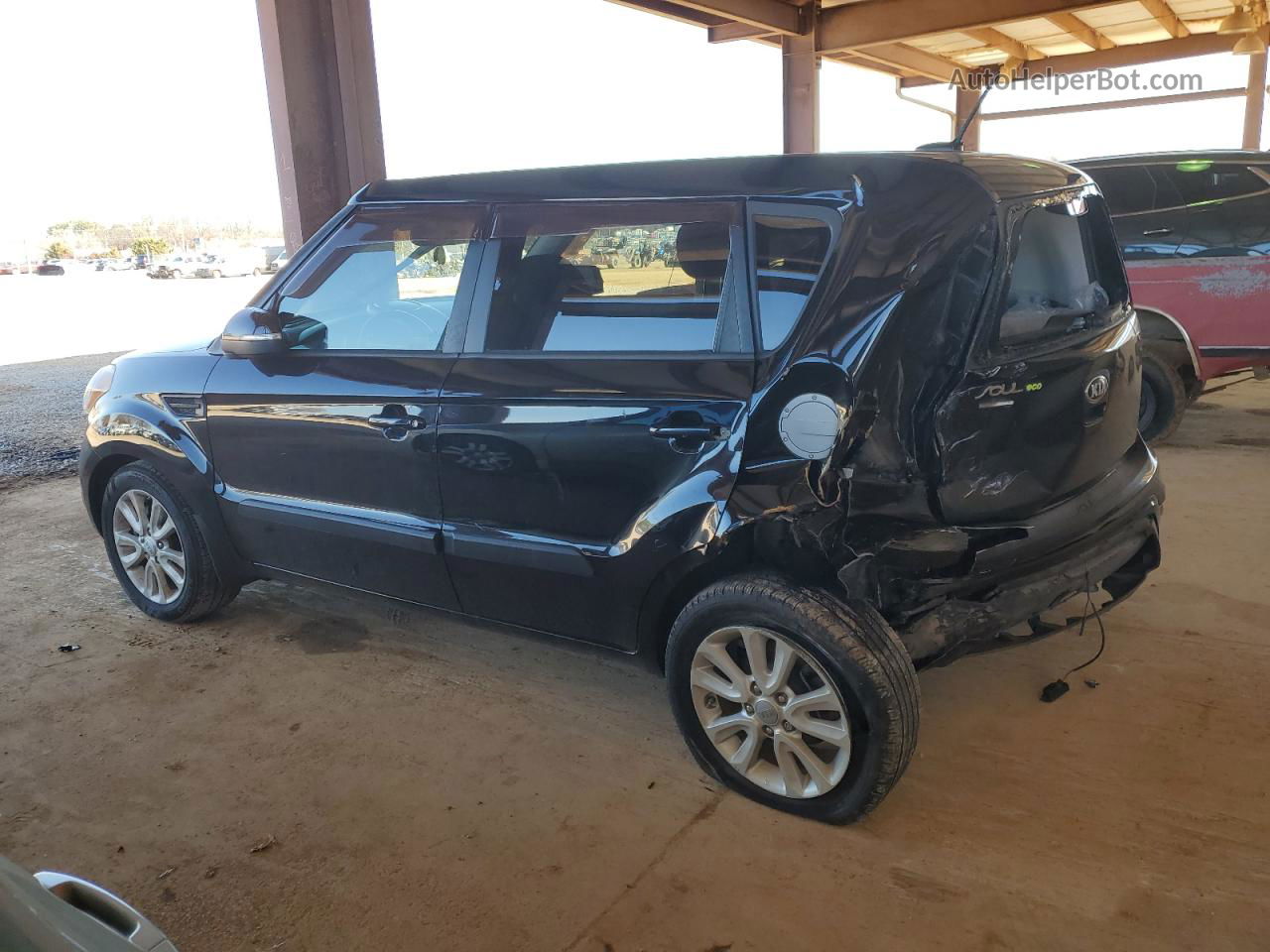 2013 Kia Soul + Black vin: KNDJT2A62D7546774