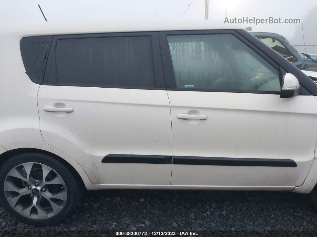 2013 Kia Soul ! Cream vin: KNDJT2A62D7581928