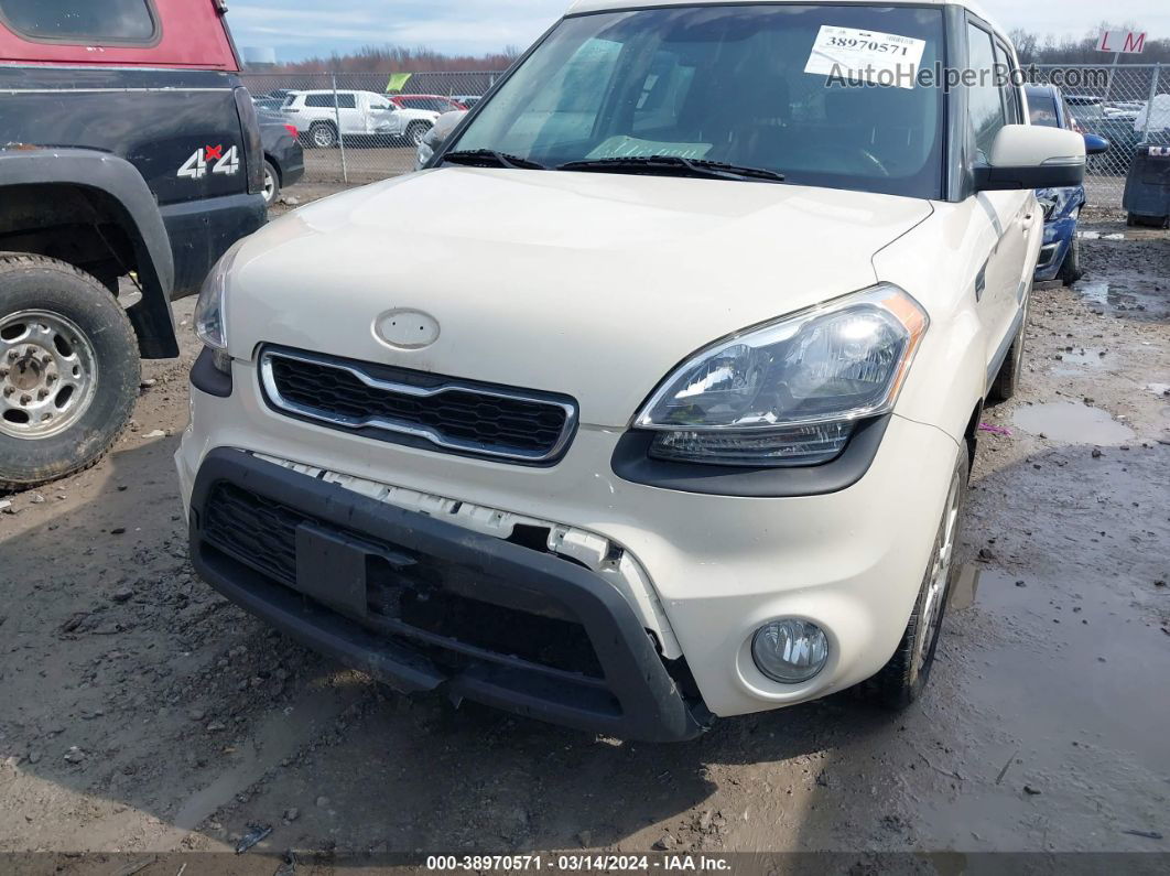 2013 Kia Soul + Белый vin: KNDJT2A62D7757747