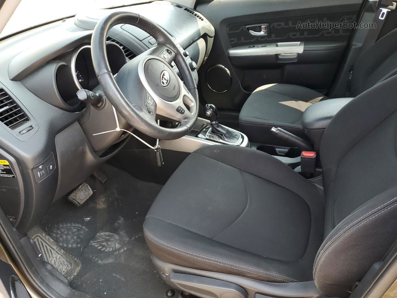 2012 Kia Soul + Серый vin: KNDJT2A63C7387598