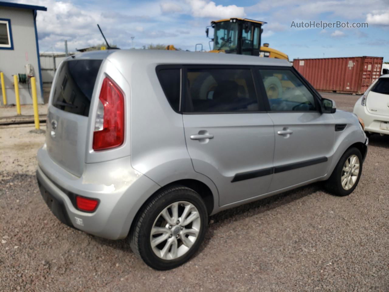 2012 Kia Soul + Серебряный vin: KNDJT2A63C7405582