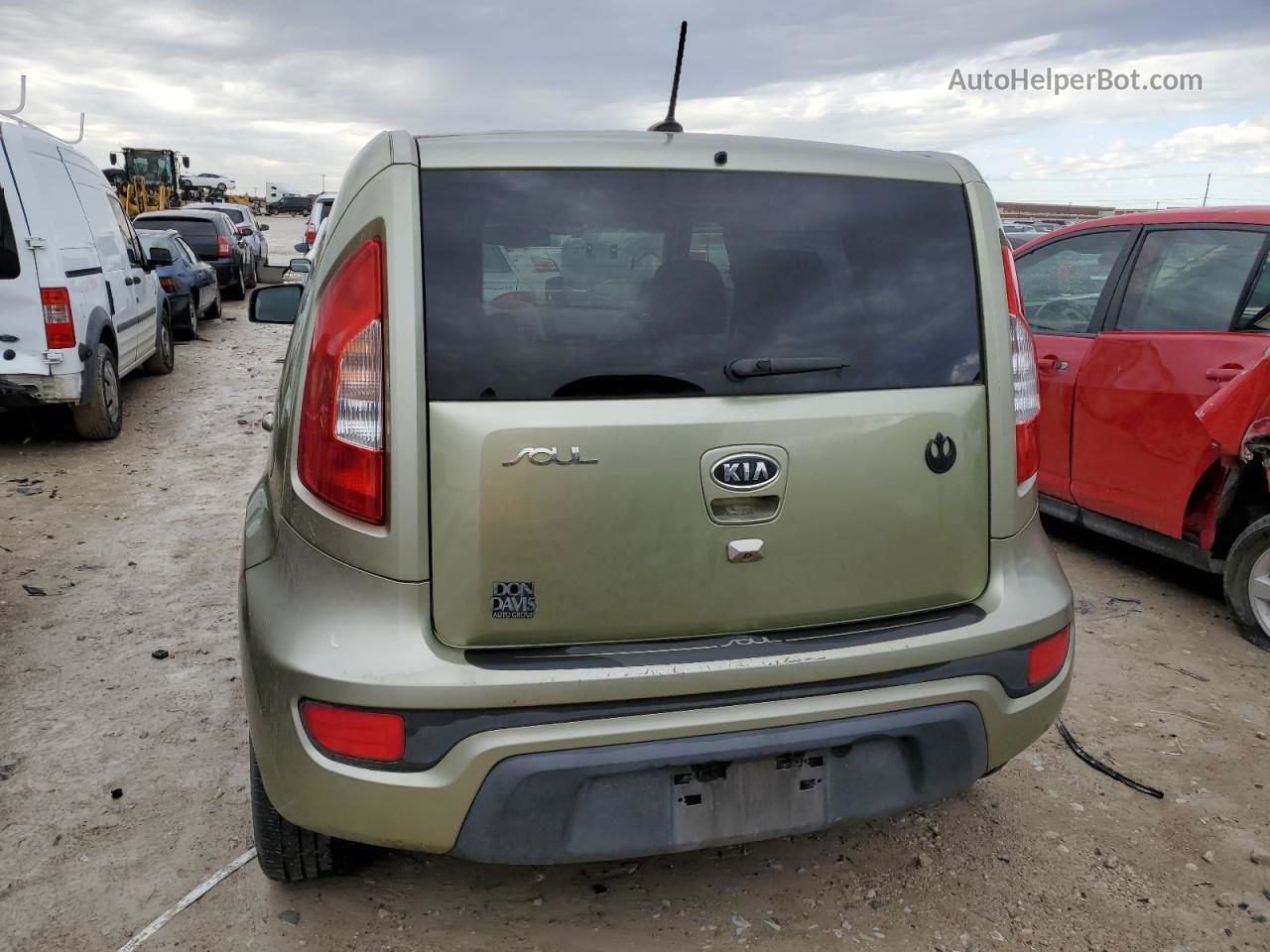 2012 Kia Soul + Green vin: KNDJT2A63C7443913