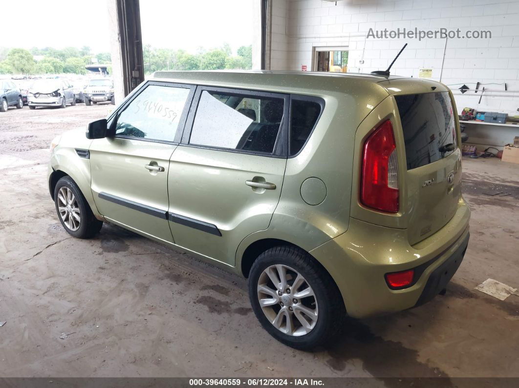 2013 Kia Soul + Green vin: KNDJT2A63D7487816