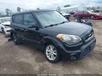 2013 Kia Soul + Black vin: KNDJT2A63D7771804