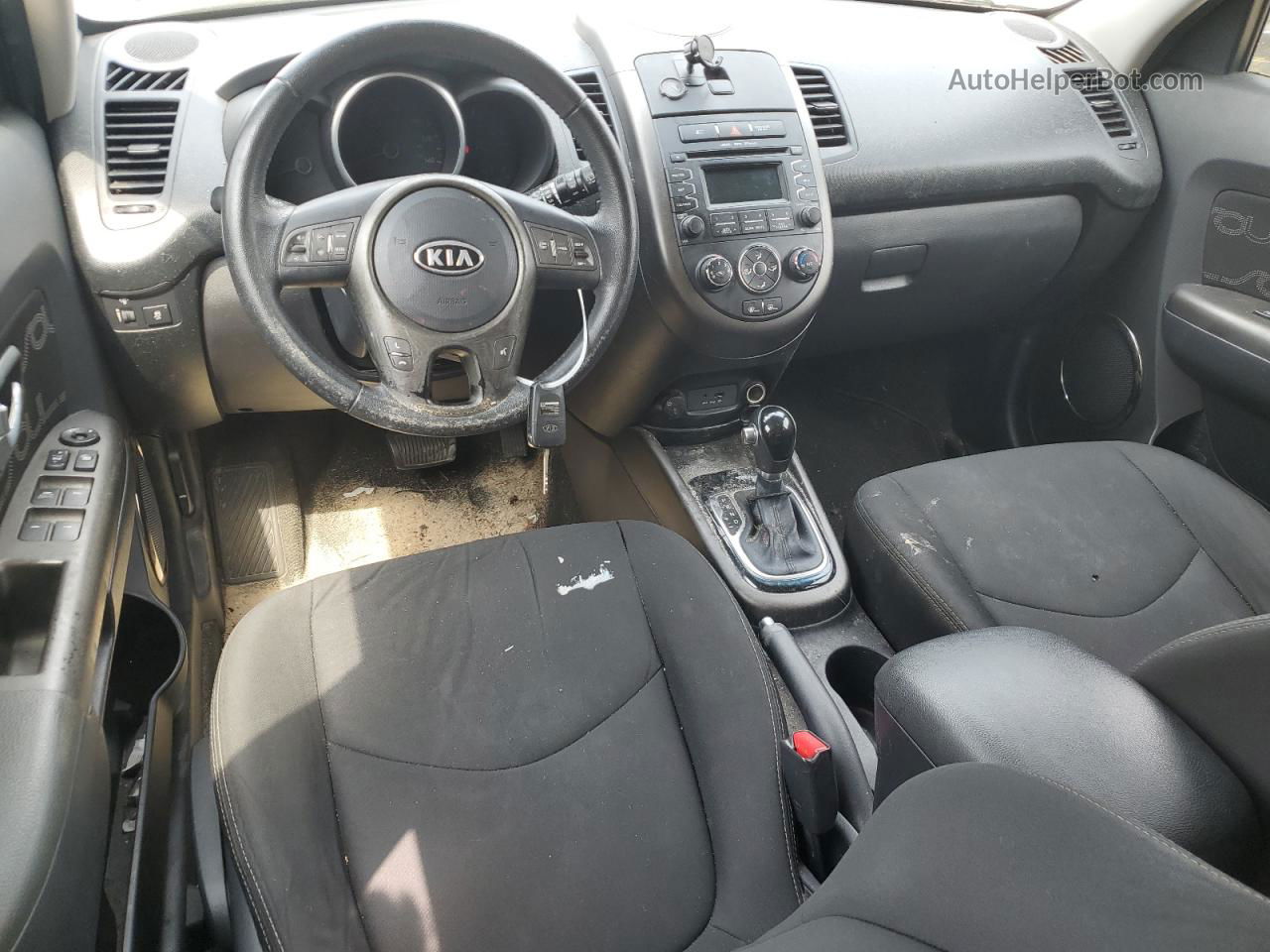 2012 Kia Soul + Green vin: KNDJT2A64C7447940