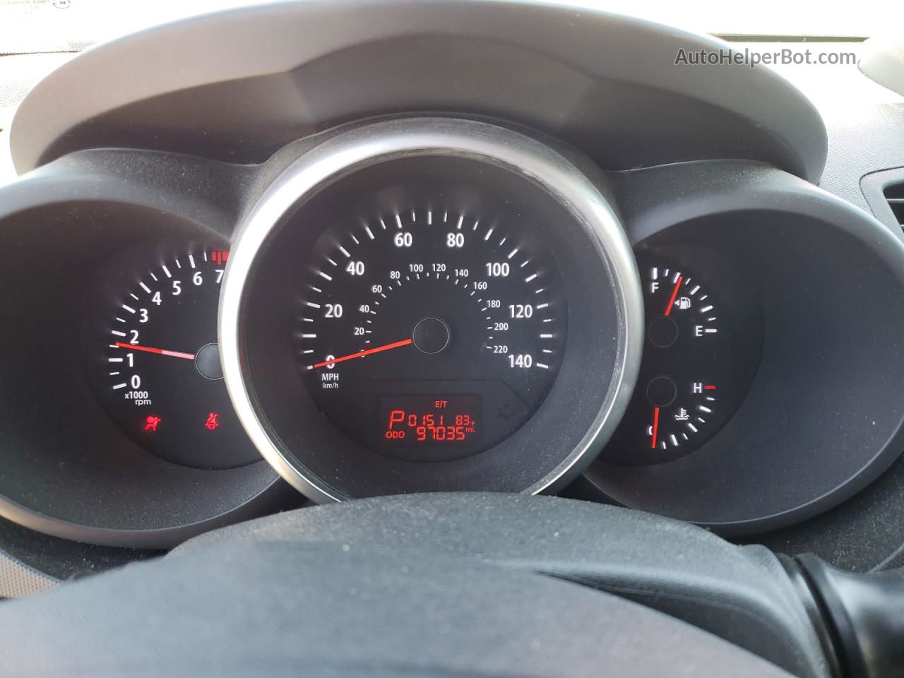 2012 Kia Soul + Red vin: KNDJT2A64C7467184