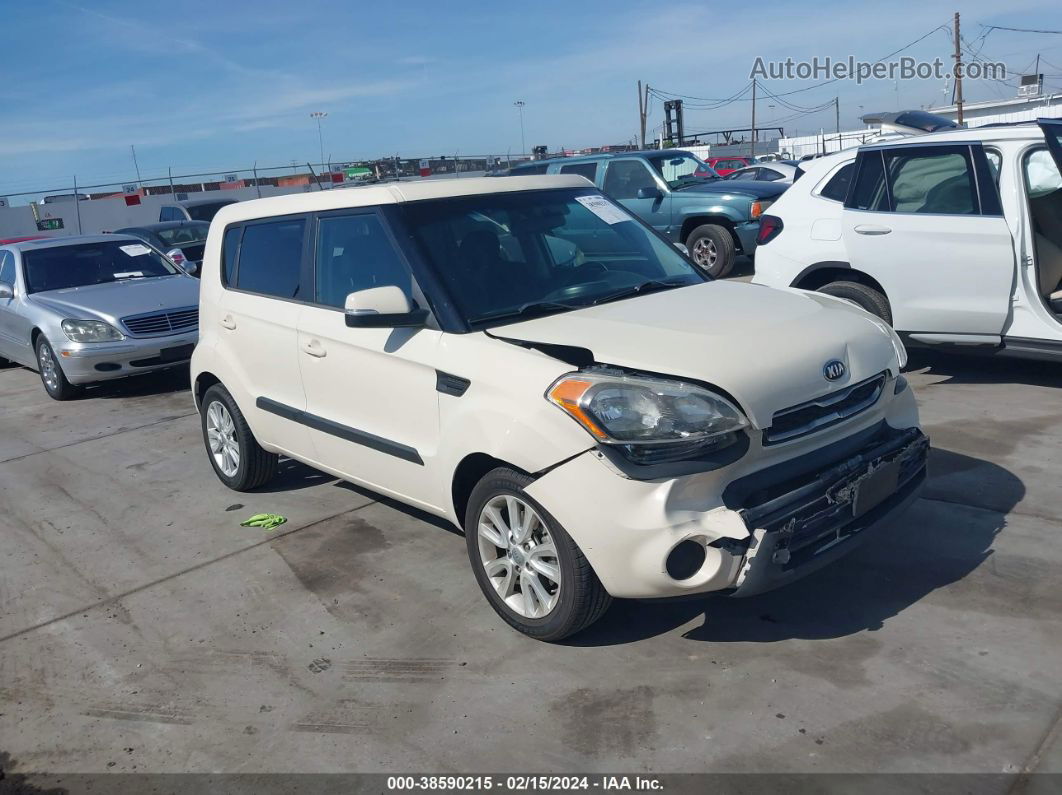 2013 Kia Soul + Бежевый vin: KNDJT2A64D7534111