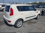 2013 Kia Soul + Бежевый vin: KNDJT2A64D7534111