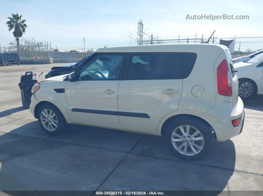 2013 Kia Soul + Бежевый vin: KNDJT2A64D7534111