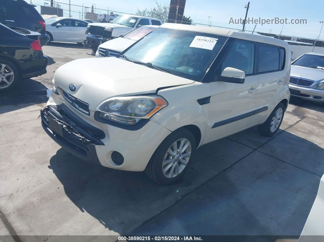 2013 Kia Soul + Бежевый vin: KNDJT2A64D7534111