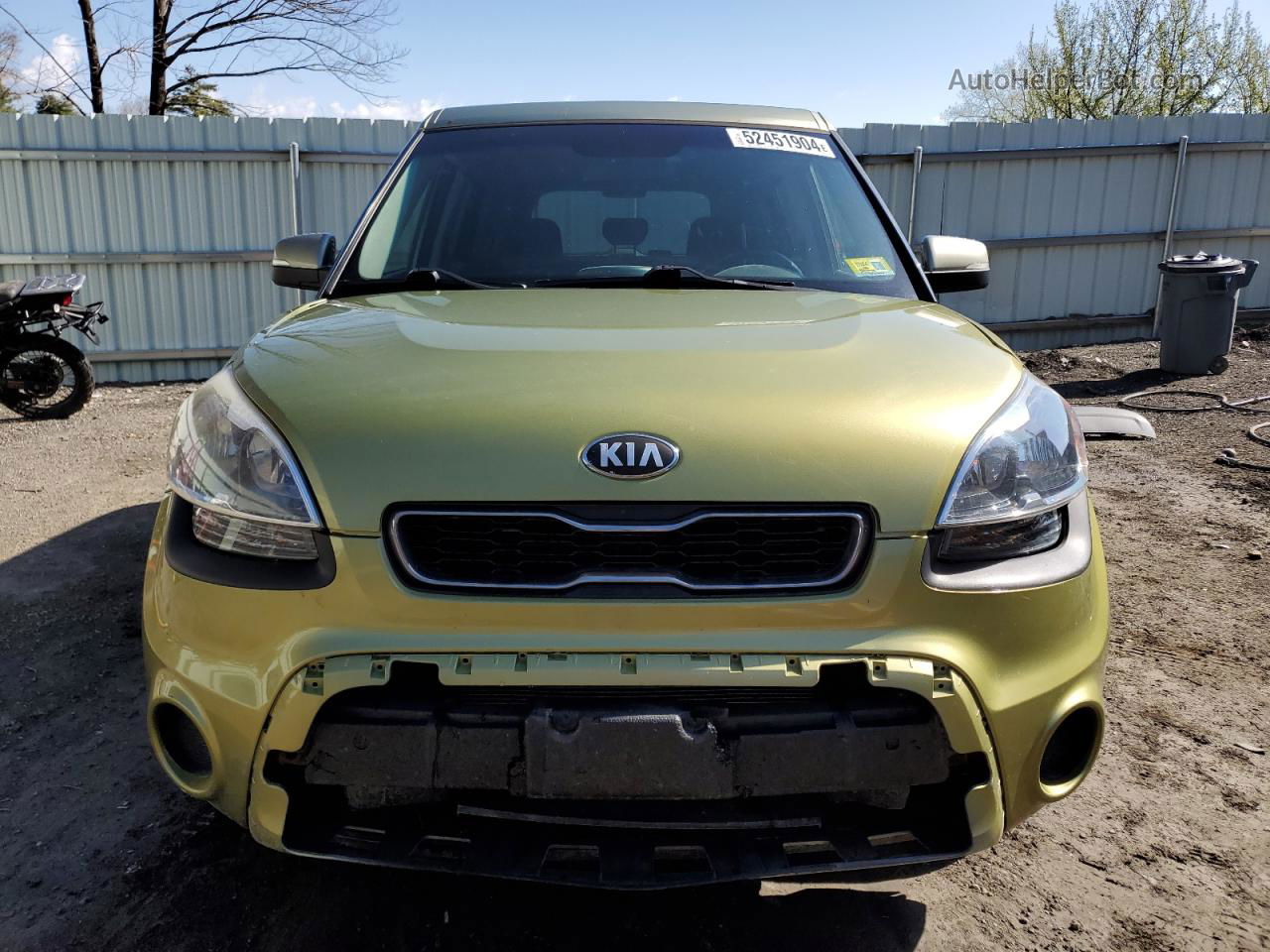 2013 Kia Soul + Green vin: KNDJT2A64D7549000