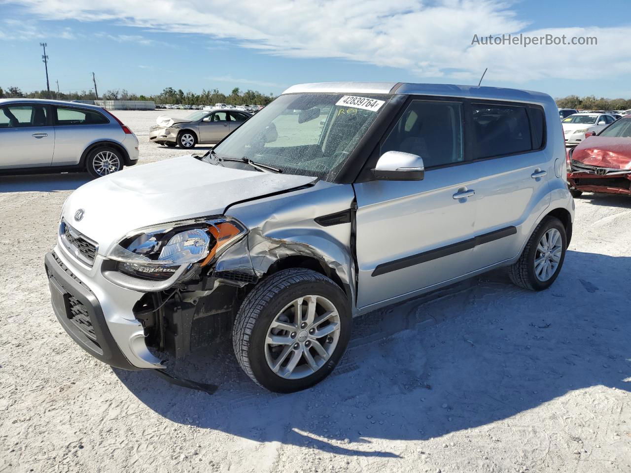 2013 Kia Soul + Серебряный vin: KNDJT2A64D7579761