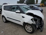 2013 Kia Soul + Белый vin: KNDJT2A64D7777255