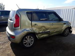 2012 Kia Soul + Green vin: KNDJT2A65C7372424