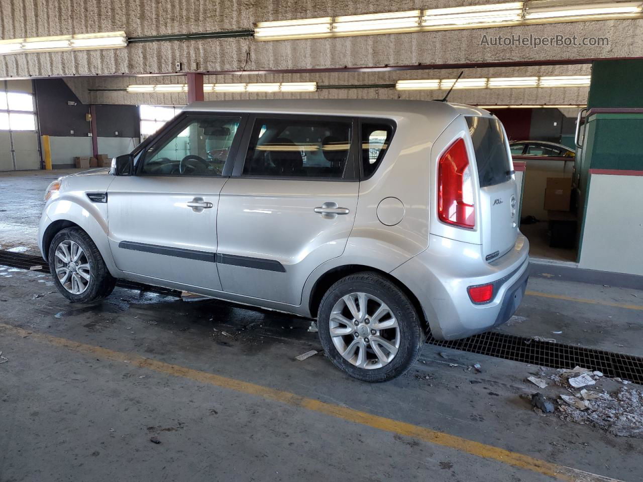 2012 Kia Soul + Silver vin: KNDJT2A65C7456145