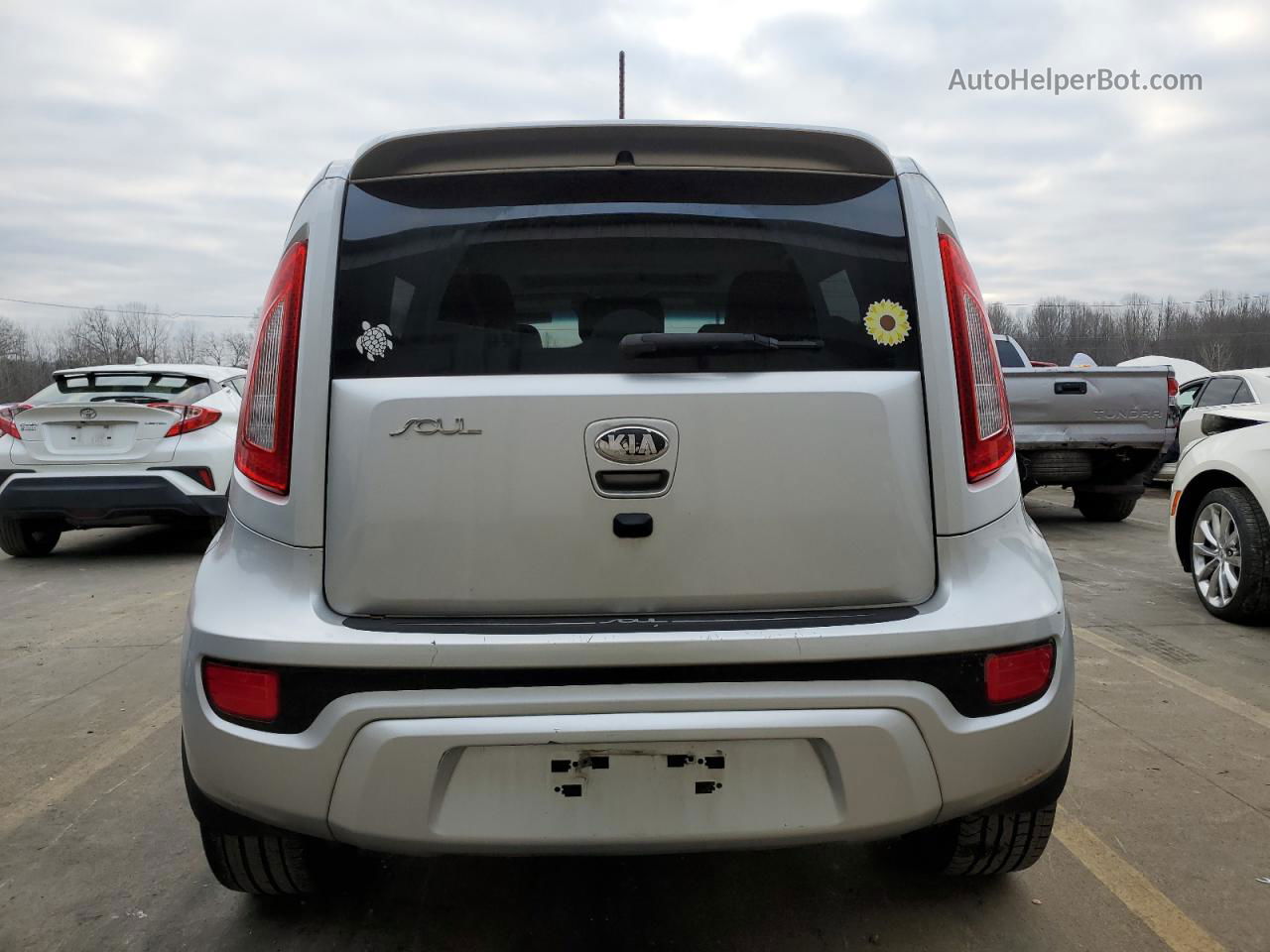 2013 Kia Soul + Серебряный vin: KNDJT2A65D7517446