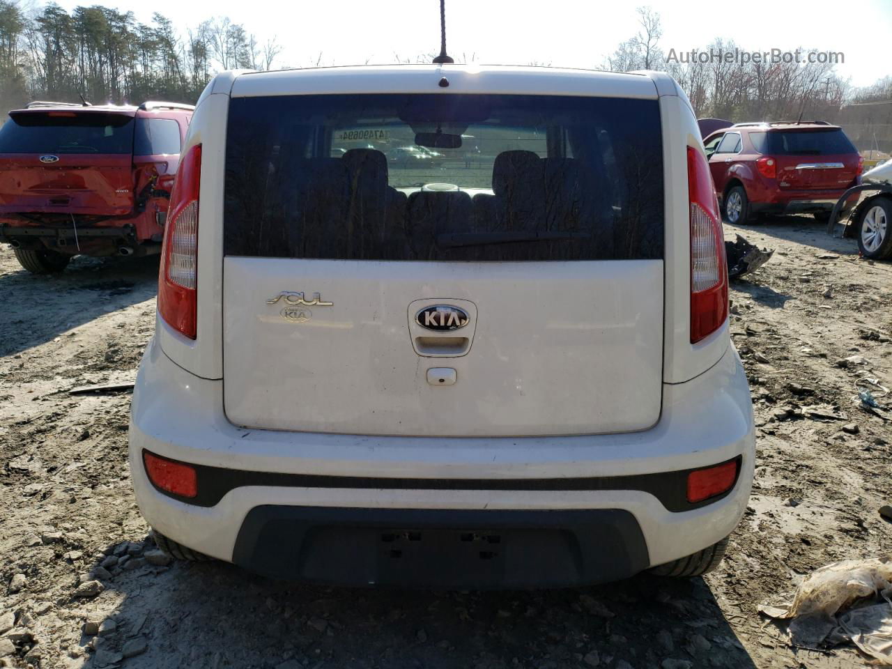 2013 Kia Soul + Белый vin: KNDJT2A65D7563844