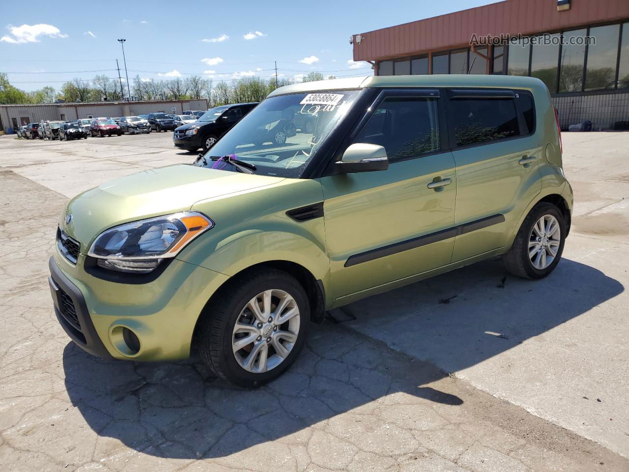 2013 Kia Soul + Green vin: KNDJT2A65D7595824