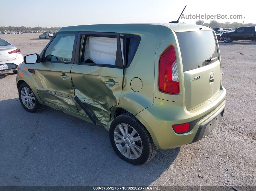 2013 Kia Soul + Green vin: KNDJT2A65D7612038