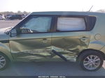 2013 Kia Soul + Green vin: KNDJT2A65D7612038