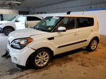 2013 Kia Soul + White vin: KNDJT2A65D7755068