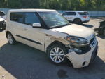 2013 Kia Soul + Бежевый vin: KNDJT2A65D7760965