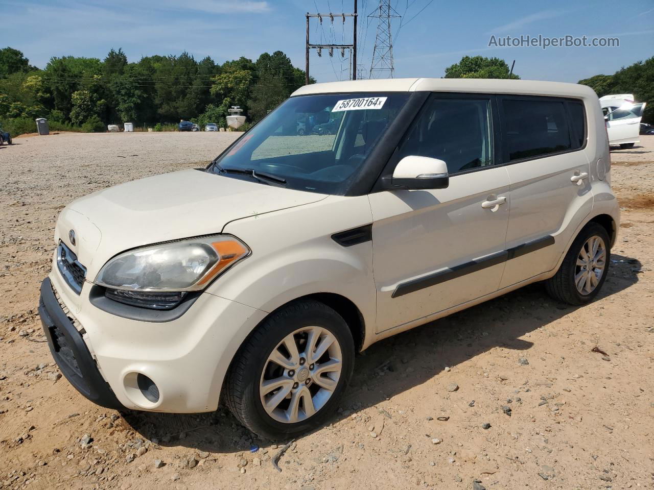 2013 Kia Soul + Cream vin: KNDJT2A65D7761128