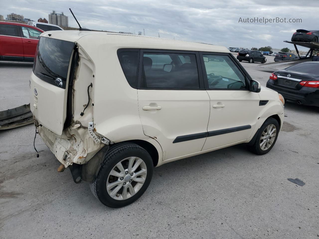 2013 Kia Soul + Желто-коричневый vin: KNDJT2A65D7775529