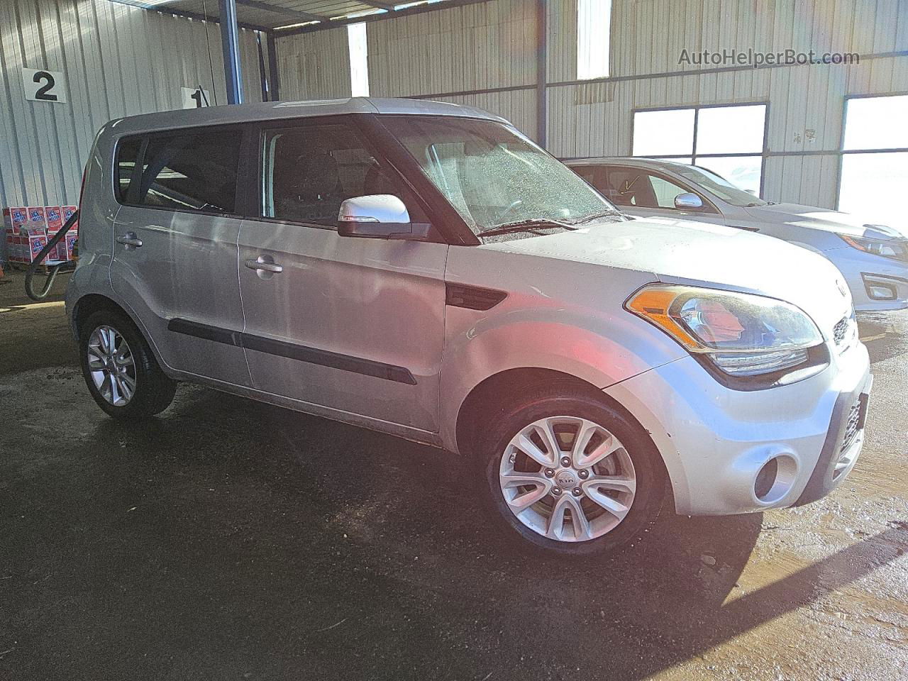 2012 Kia Soul + Silver vin: KNDJT2A66C7420304