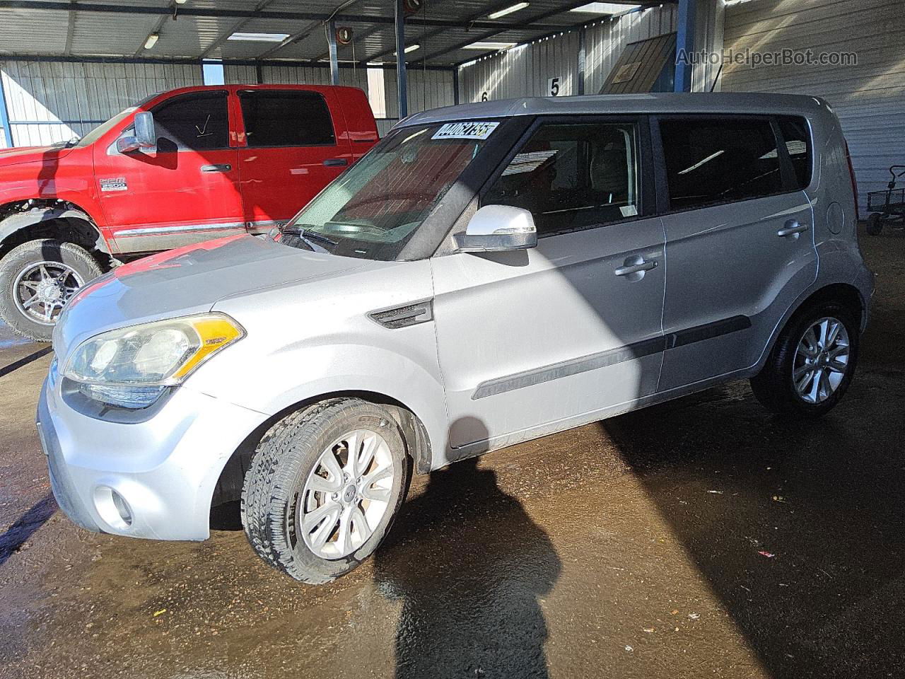 2012 Kia Soul + Silver vin: KNDJT2A66C7420304