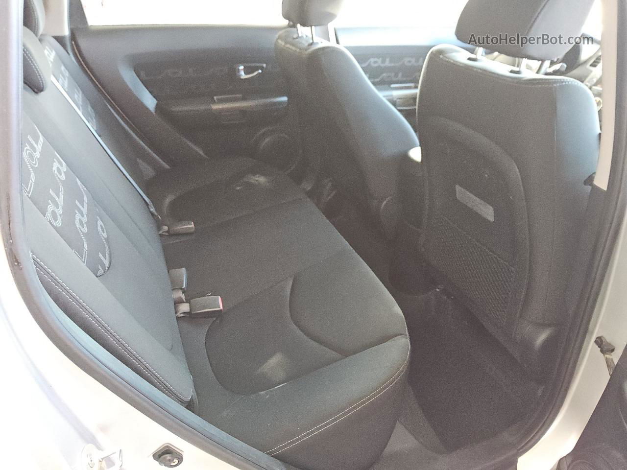 2012 Kia Soul + Silver vin: KNDJT2A66C7420304