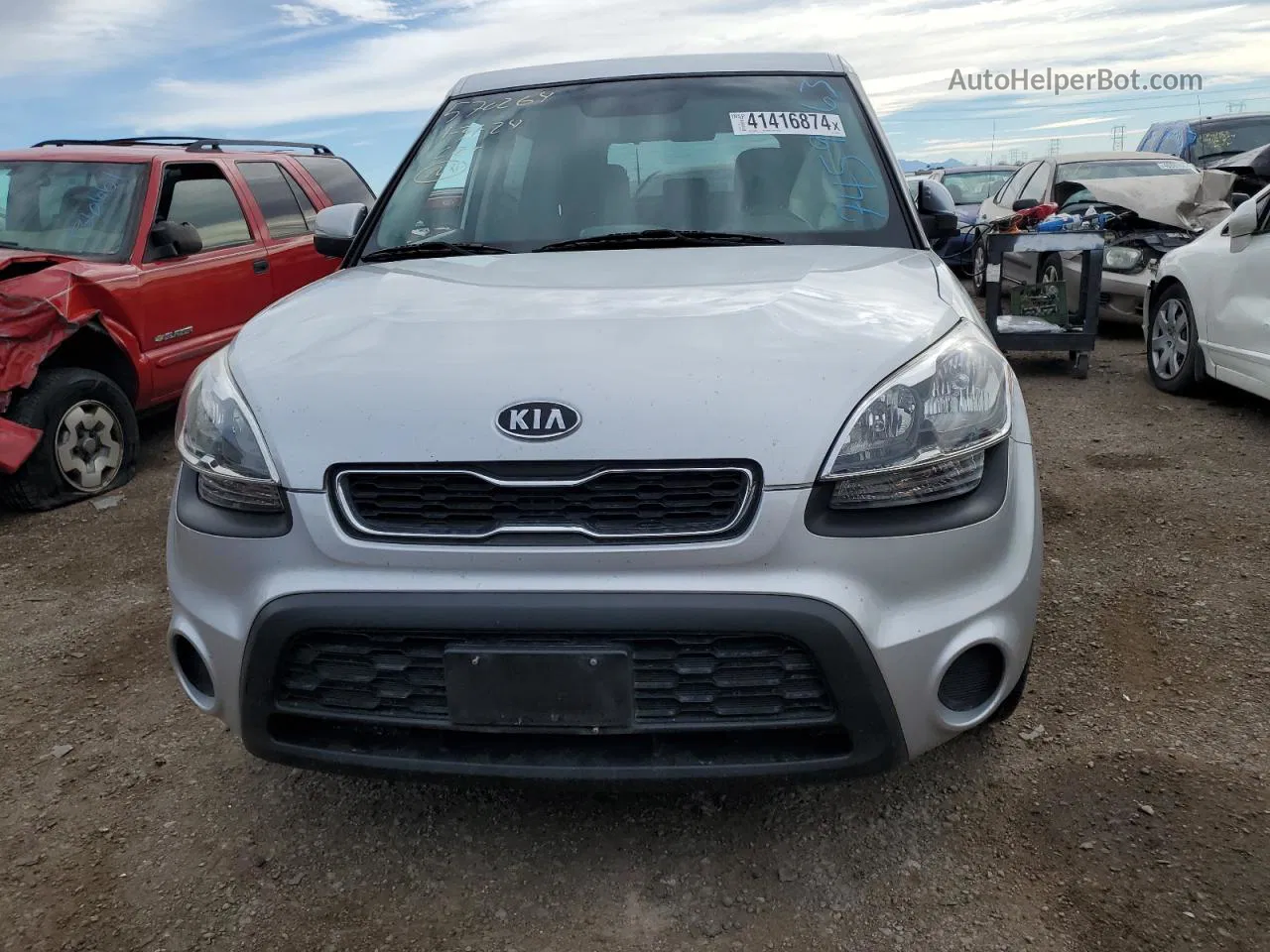 2012 Kia Soul + Серебряный vin: KNDJT2A66C7459863