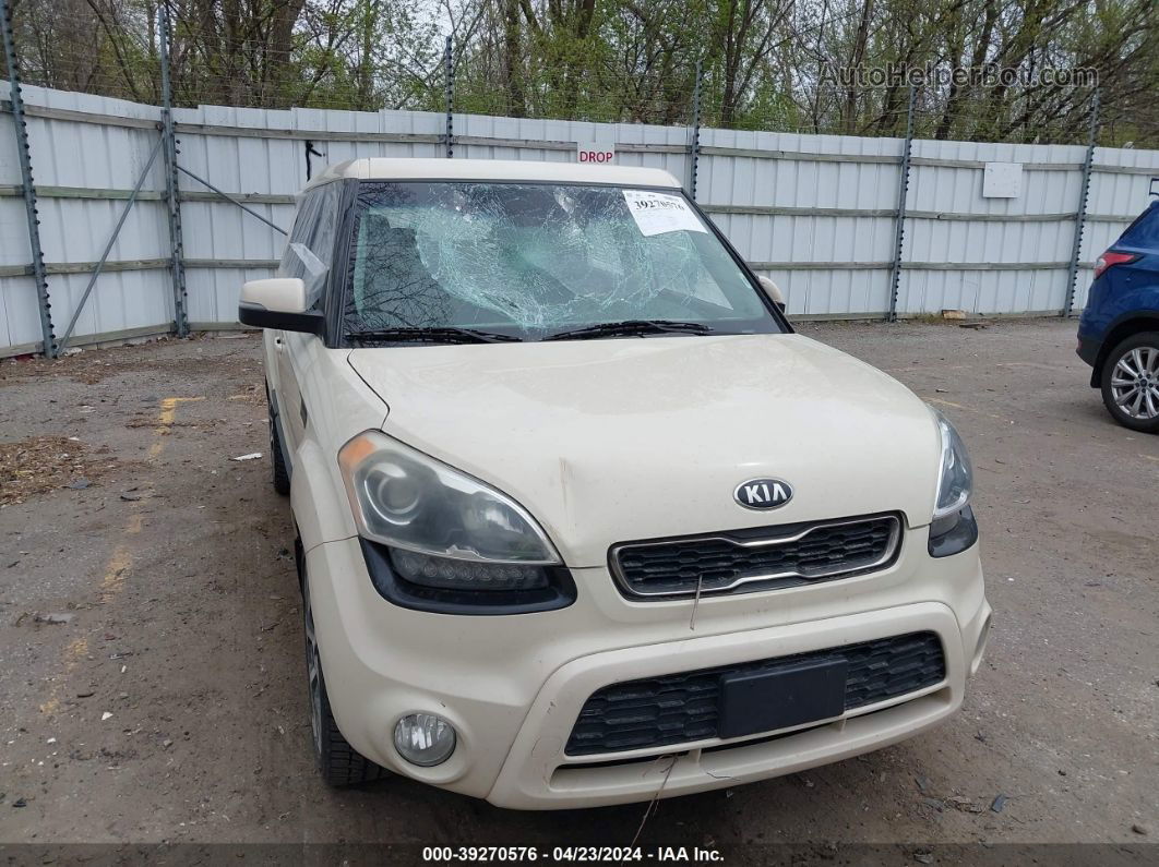 2013 Kia Soul ! White vin: KNDJT2A66D7489074