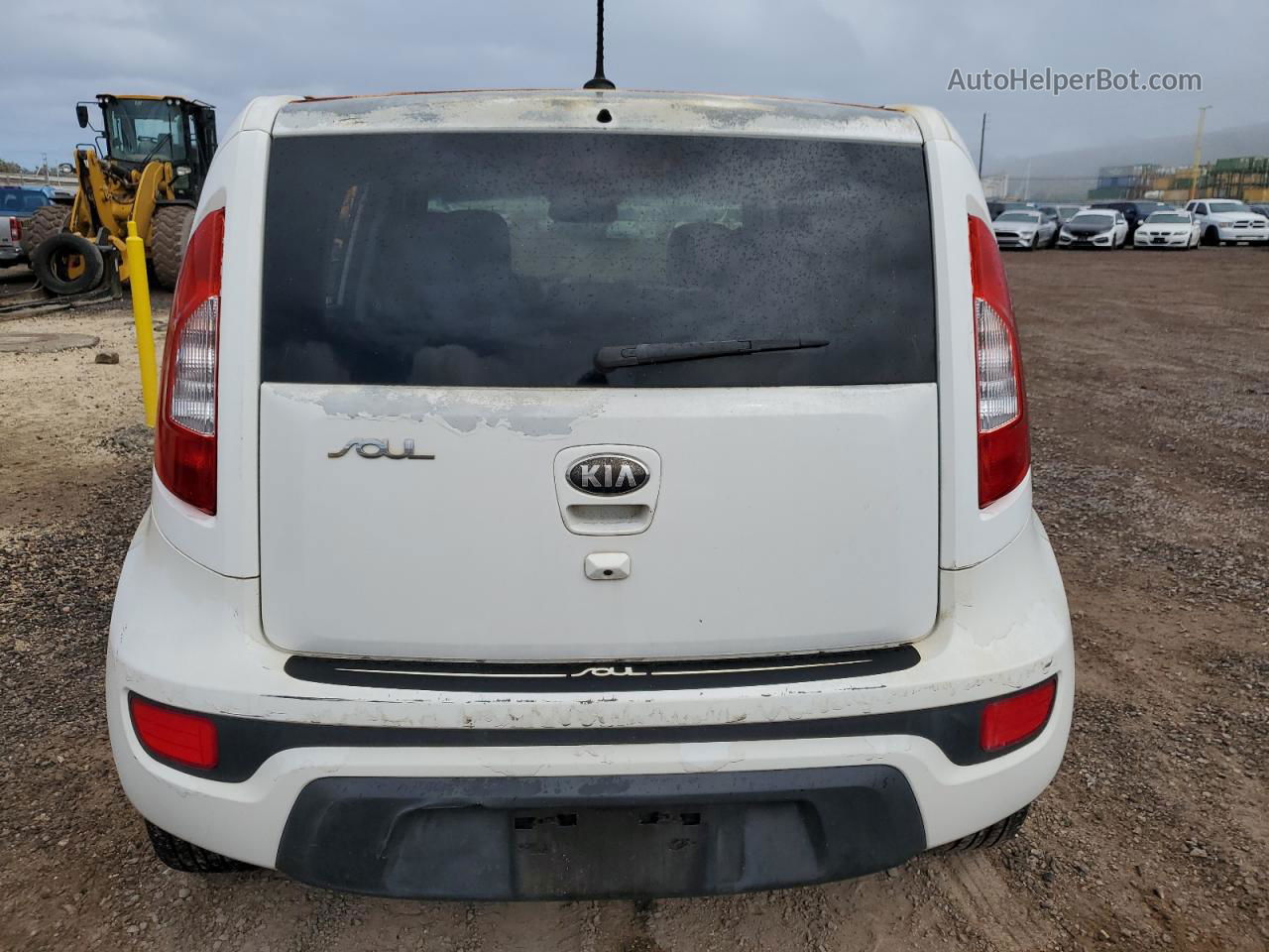 2013 Kia Soul + White vin: KNDJT2A66D7515818