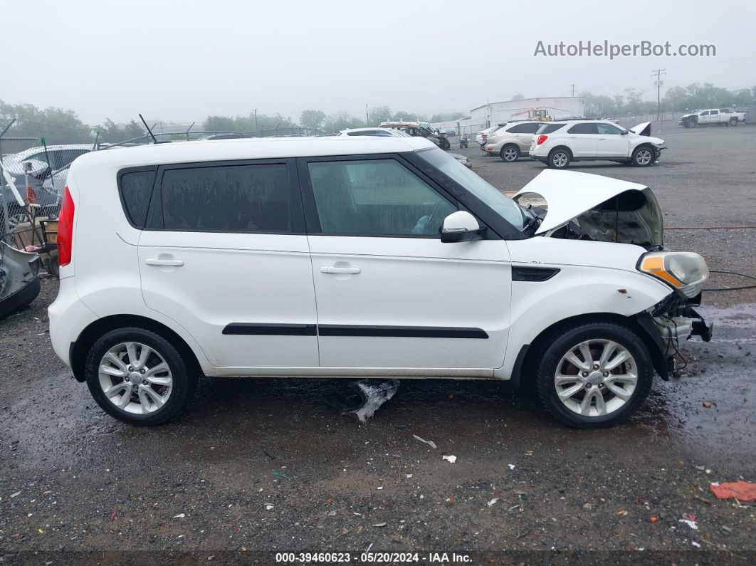 2013 Kia Soul + White vin: KNDJT2A66D7520629