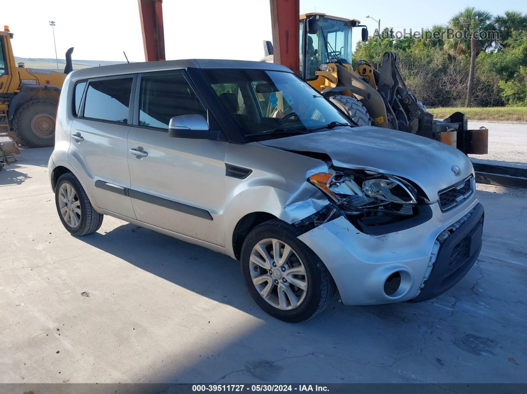 2013 Kia Soul + Серебряный vin: KNDJT2A66D7521084