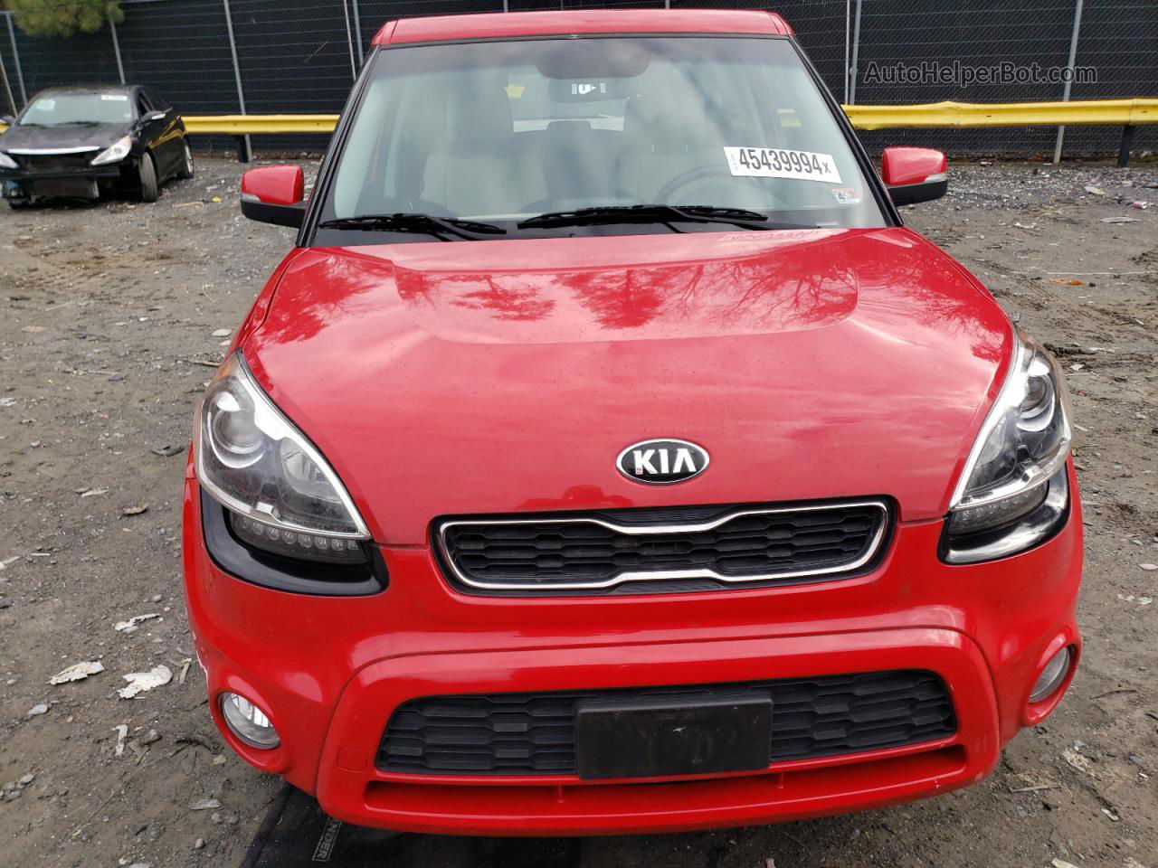 2013 Kia Soul + Red vin: KNDJT2A66D7527855