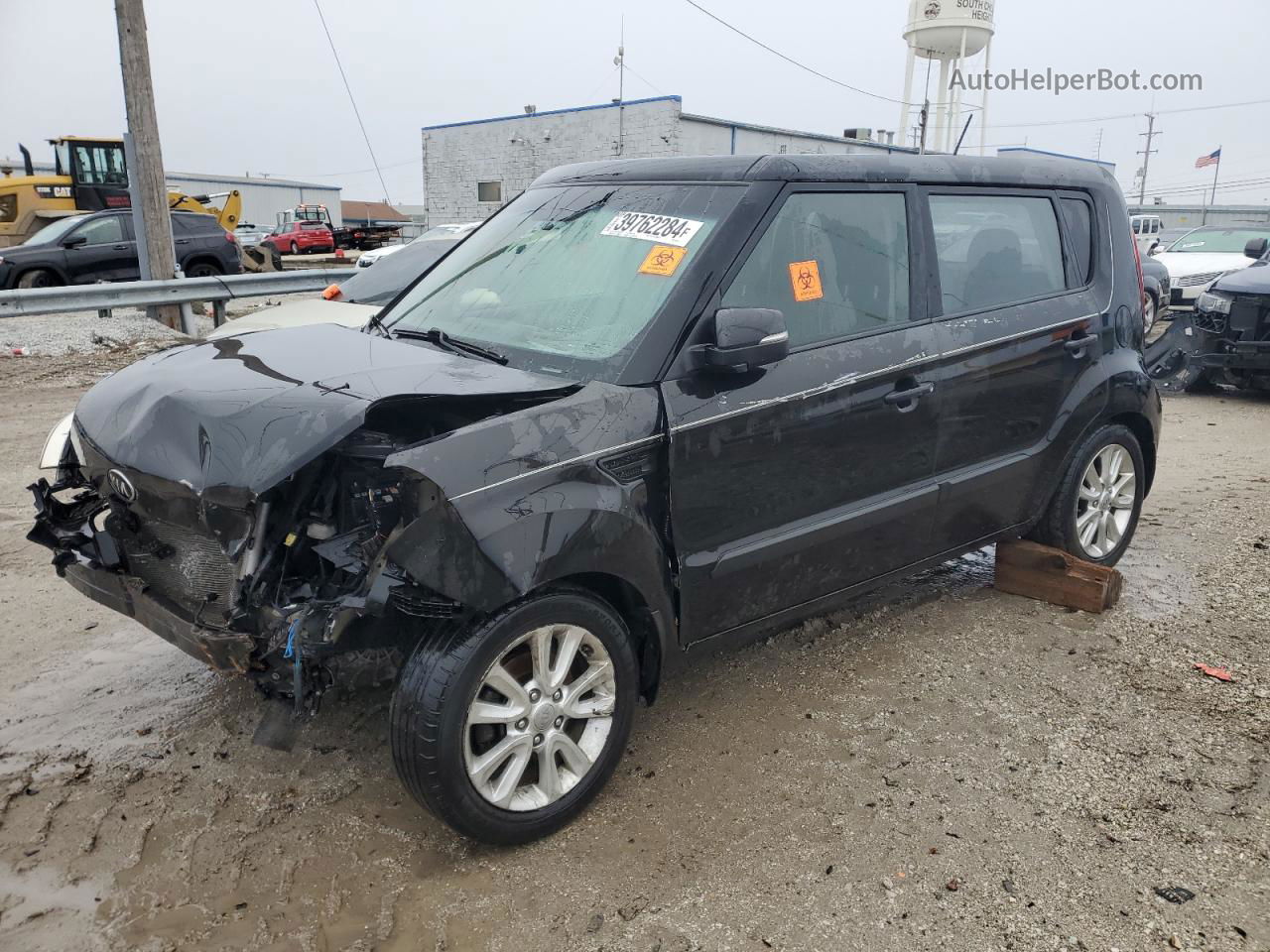 2013 Kia Soul + Black vin: KNDJT2A66D7556577